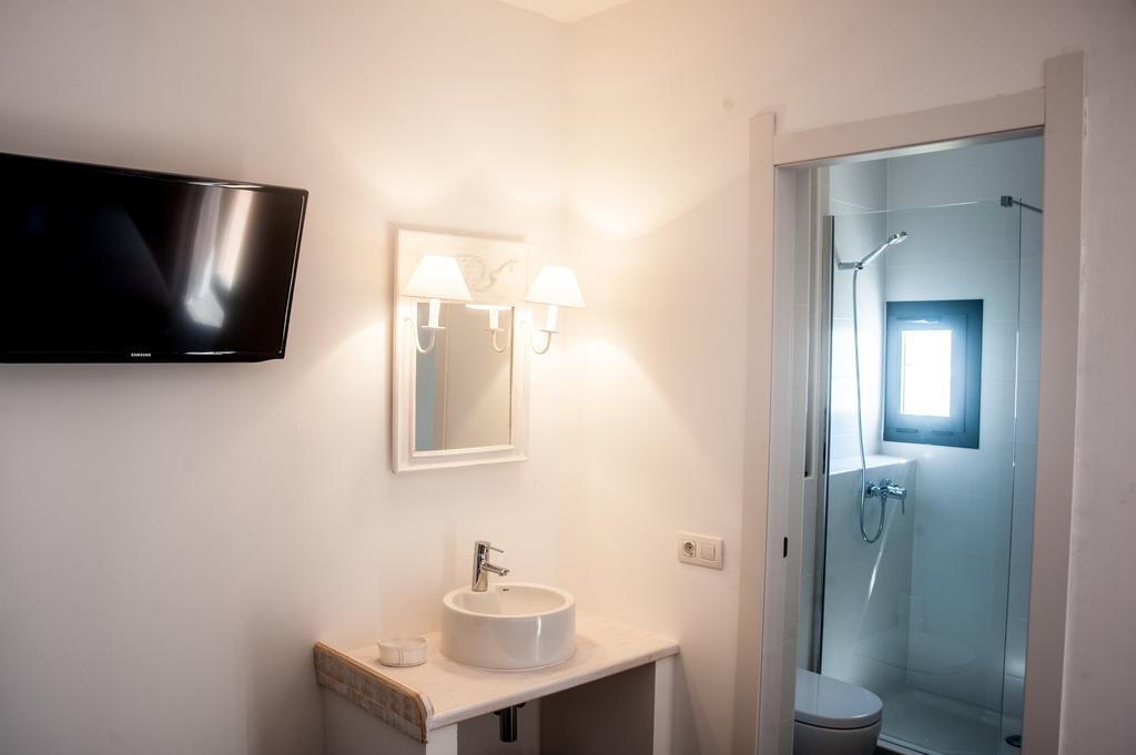 Hostal Bon Sol Sant Ferran de Ses Roques Zimmer foto